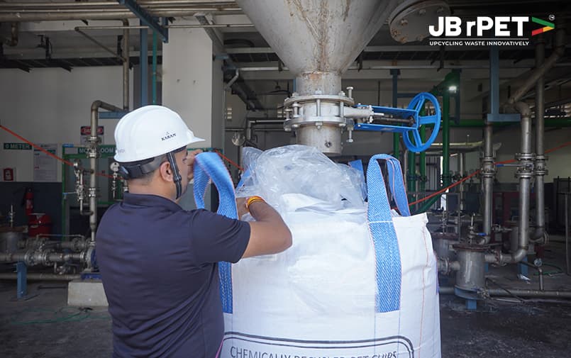 Recycling Polyester Textile Waste